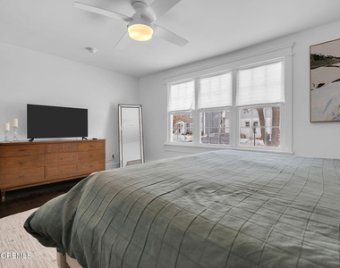 555 Ocean Road - Photo Thumbnail 8