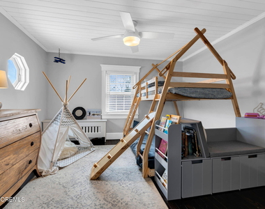 555 Ocean Road - Photo Thumbnail 11