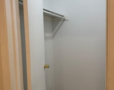 238 Medford Court - Photo Thumbnail 23