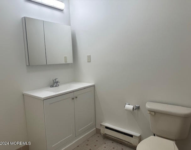 238 Medford Court - Photo Thumbnail 28