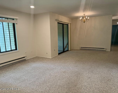 238 Medford Court - Photo Thumbnail 7