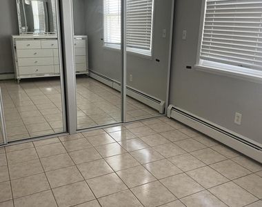 538 Ocean Boulevard - Photo Thumbnail 9
