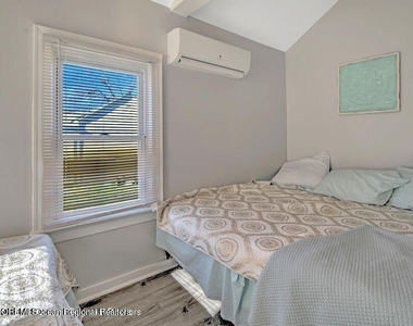 604 1/2 12th Avenue - Photo Thumbnail 12