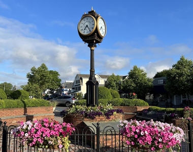 407 Jersey Avenue - Photo Thumbnail 21