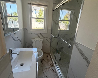 24 Berger Avenue - Photo Thumbnail 2