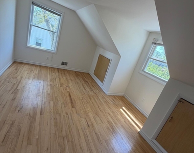 24 Berger Avenue - Photo Thumbnail 1