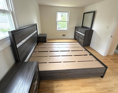 24 Berger Avenue - Photo Thumbnail 11