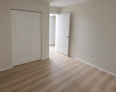 120 Dumbarton Hill Court - Photo Thumbnail 10