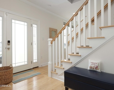 1607 Baltimore Avenue - Photo Thumbnail 6