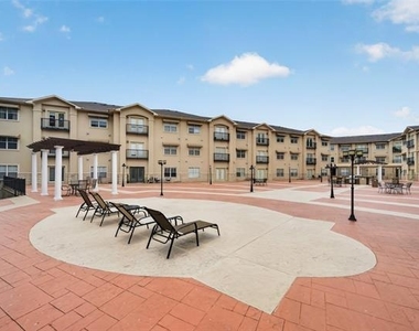 3102 Kings Road - Photo Thumbnail 24