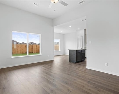 1316 Tilton Drive - Photo Thumbnail 4