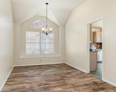 6018 Madison Avenue - Photo Thumbnail 18