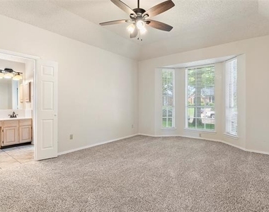 6018 Madison Avenue - Photo Thumbnail 21