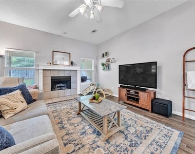 1618 Fern Drive - Photo Thumbnail 5