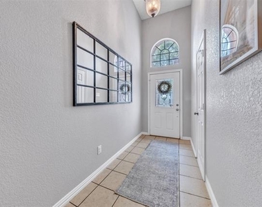 1618 Fern Drive - Photo Thumbnail 3