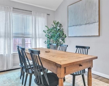 1618 Fern Drive - Photo Thumbnail 9