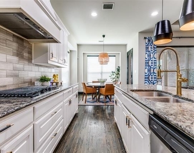 3625 Middleton Street - Photo Thumbnail 10