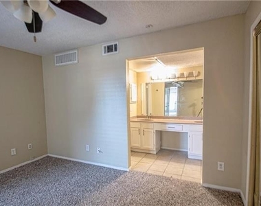 9835 Walnut Street - Photo Thumbnail 3