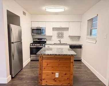5928 Fletcher Avenue - Photo Thumbnail 6