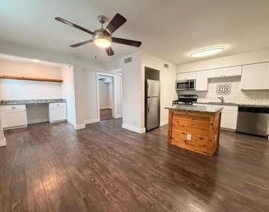 5928 Fletcher Avenue - Photo Thumbnail 5