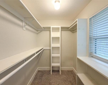 5928 Fletcher Avenue - Photo Thumbnail 13