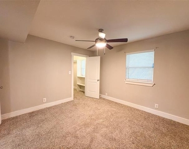 5928 Fletcher Avenue - Photo Thumbnail 11