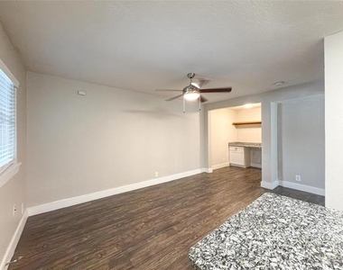 5928 Fletcher Avenue - Photo Thumbnail 8