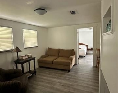 101 County Road 1500 - Photo Thumbnail 5