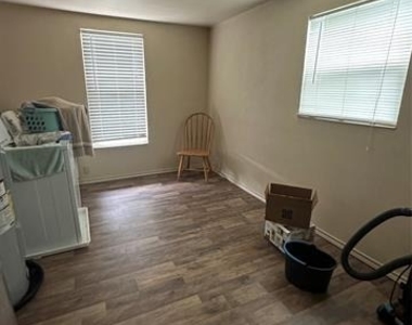 101 County Road 1500 - Photo Thumbnail 4