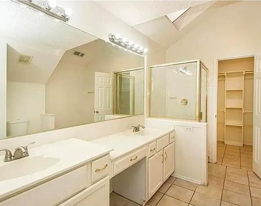 7101 Tansy Place - Photo Thumbnail 5