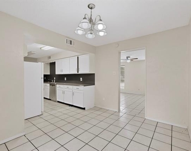 703 E Shady Grove Road - Photo Thumbnail 8