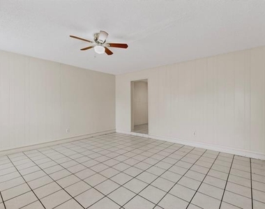 703 E Shady Grove Road - Photo Thumbnail 4