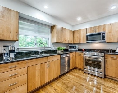 4616 W Lovers Lane - Photo Thumbnail 7