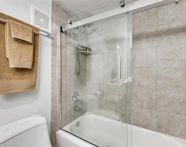 4616 W Lovers Lane - Photo Thumbnail 16