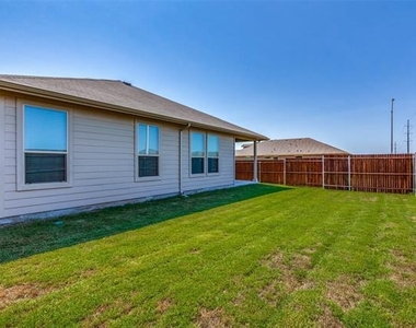 1101 Southwark Drive - Photo Thumbnail 14