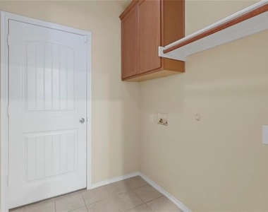 1316 Red River Drive - Photo Thumbnail 12