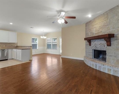1316 Red River Drive - Photo Thumbnail 2