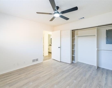 625 Woodhaven Place - Photo Thumbnail 25