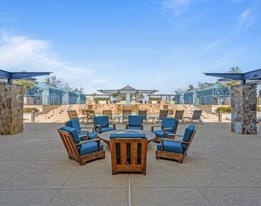 2600 W 7th Street - Photo Thumbnail 32