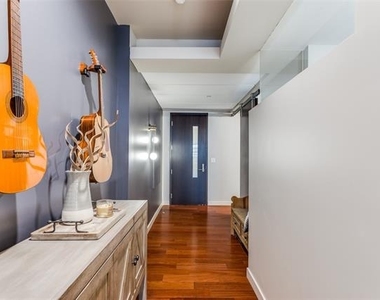 2600 W 7th Street - Photo Thumbnail 3