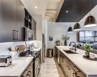 2600 W 7th Street - Photo Thumbnail 8