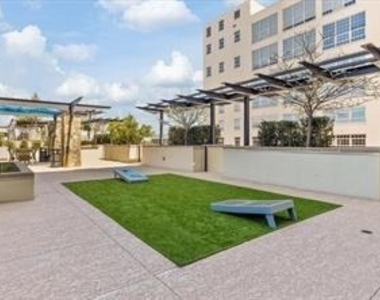 2600 W 7th Street - Photo Thumbnail 27