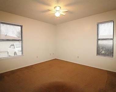 1110 Curtis Drive - Photo Thumbnail 10