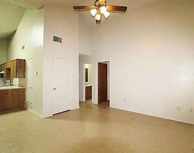 1110 Curtis Drive - Photo Thumbnail 2