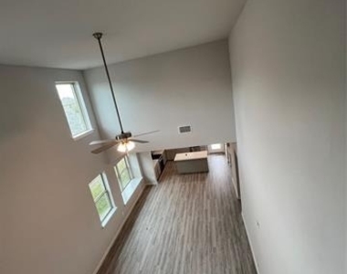 2907 Doggett Drive - Photo Thumbnail 18