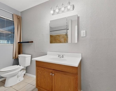 2104 Hillburn Drive - Photo Thumbnail 15