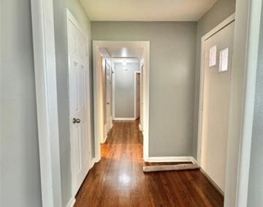 2104 Hillburn Drive - Photo Thumbnail 6