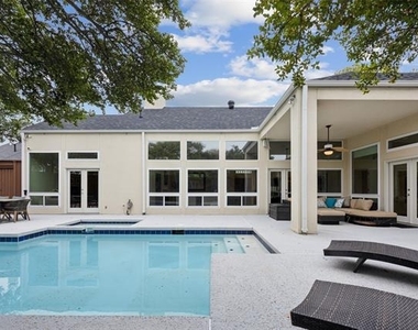 3908 Cobblers Lane - Photo Thumbnail 22