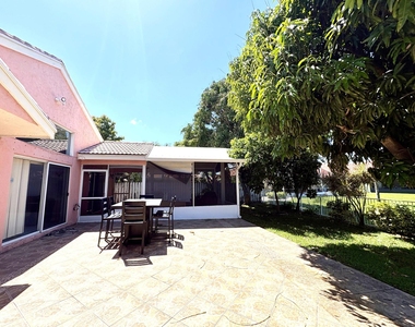 3771 Newport Avenue - Photo Thumbnail 26