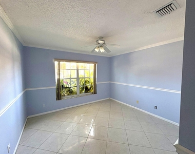 3771 Newport Avenue - Photo Thumbnail 14